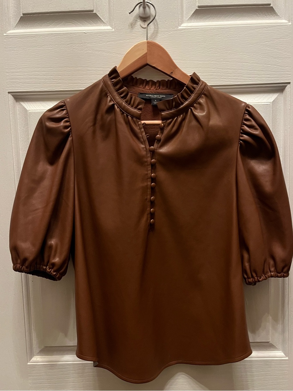 PRE-OWNED MARC NEW YORK WOMEN'S FAUX LEATHER BLOUSE-BROWN- SMALL